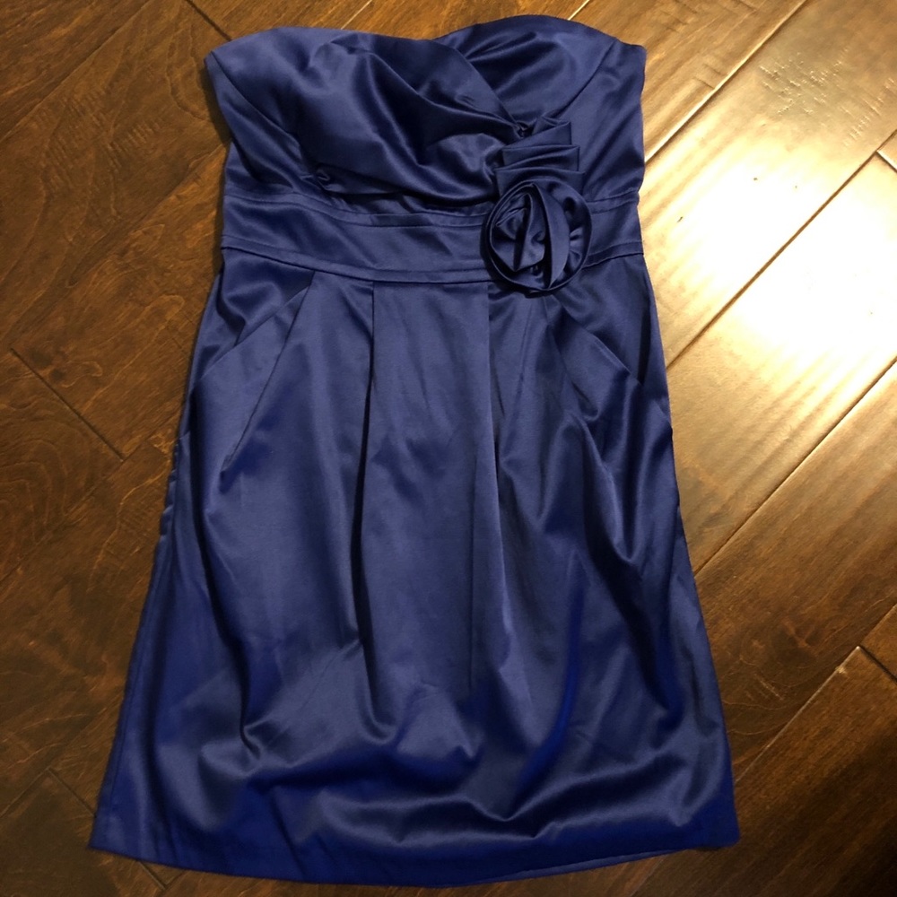 Strapless Formal Dress